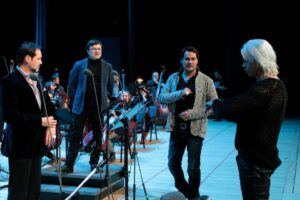 хворостовский и пушкин. адажио альбинони хворостовский и кватро. группа кватро с хворостовский. концерт хворостовский и друзья детям москва 2015. хворостовский демон.